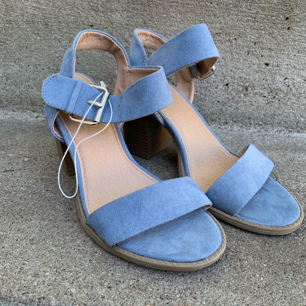 Women’s Suede Sandal Wedges